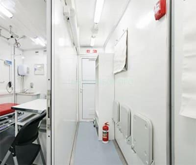 Кабинет внутри передвижного комплекса