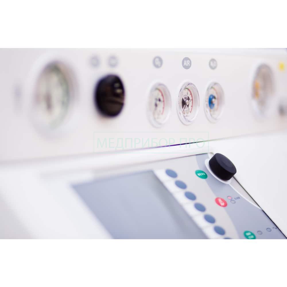 Chirana VENAR Omega Screen - наркозно-дыхательный аппарат.jpg Chirana VENAR Libera Screen - наркозно-дыхательный аппарат