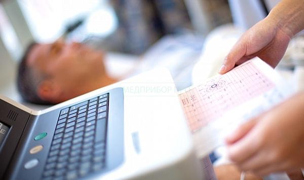 Электрокардиограф PageWriter TC30 оснащен расширенным набором инструментов