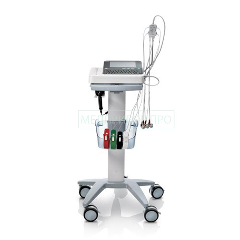 Mindray BeneHeart R12 на тележке