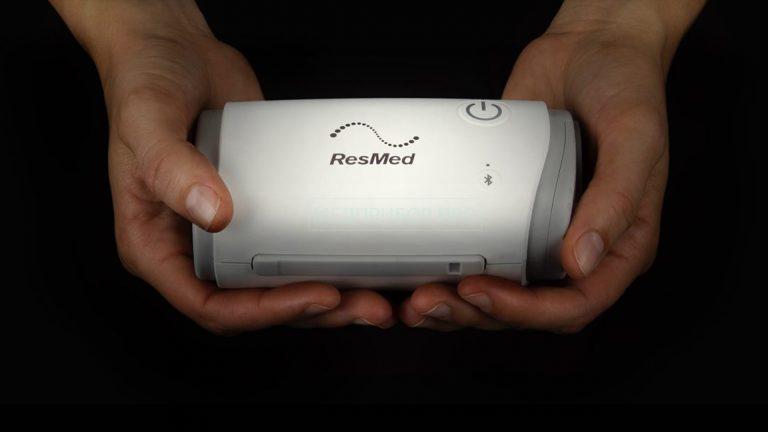 Resmed AirMini Auto - СИПАП-аппарат цена отзывы и доставка по РФ Resmed AirMini Auto - СИПАП-аппарат цена отзывы и доставка по РФ